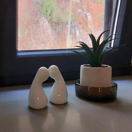 Oneiropetra 3 Mouzaki