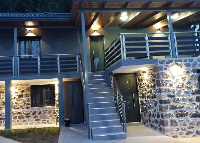 Oneiropetra 3 * Mouzaki