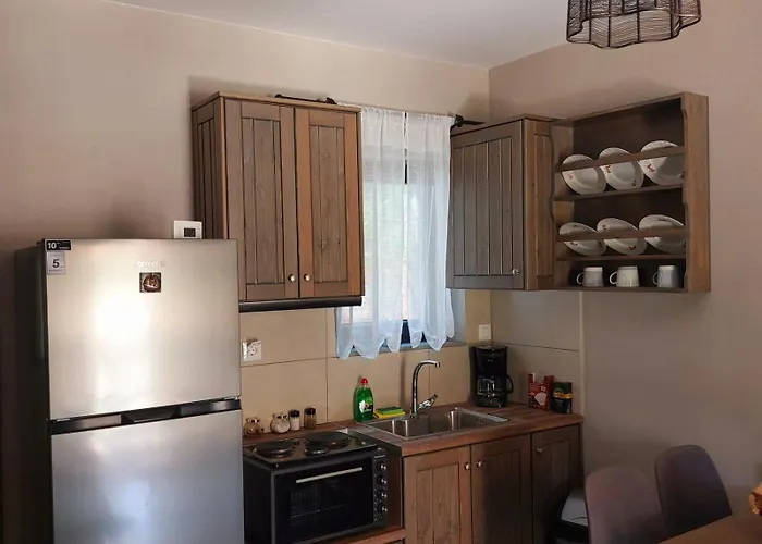 Oneiropetra 3 Mouzaki